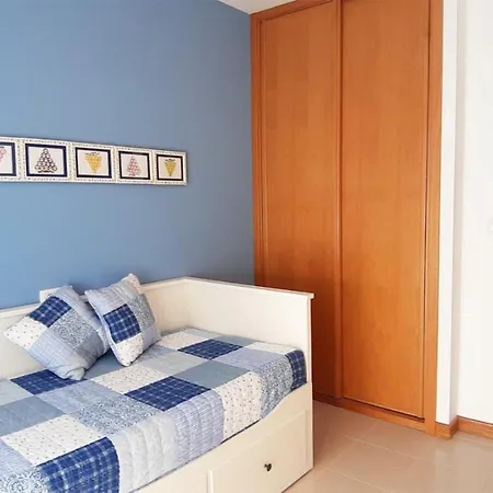 Apartmán Apartment - 2 Bedrooms With Wifi - 60282